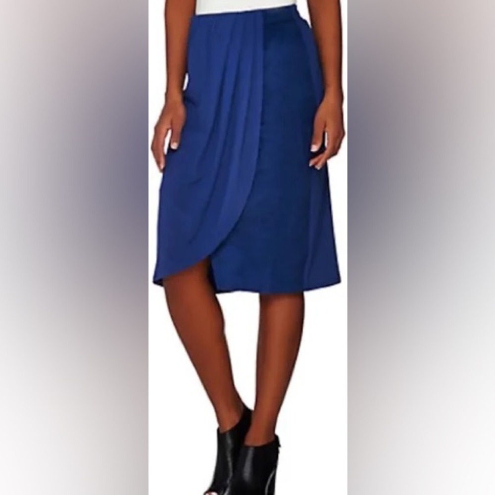 Faux suede and jersey pencil skirt.
